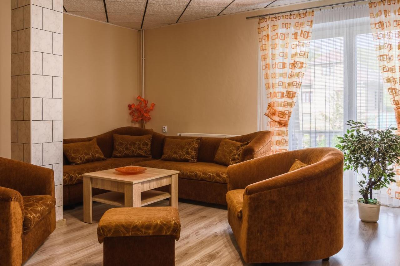 Apartman Elegant 2 Besenova Bagian luar foto